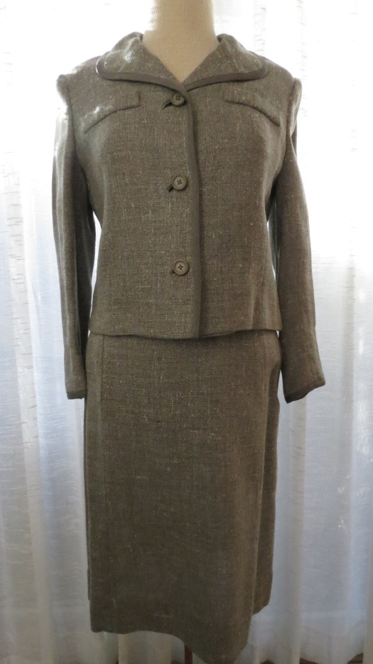 A SOPHISTICATED AND ELEGANT SKIRT SUIT FROM THE 1950’S, A LA’ PRINCESS ...